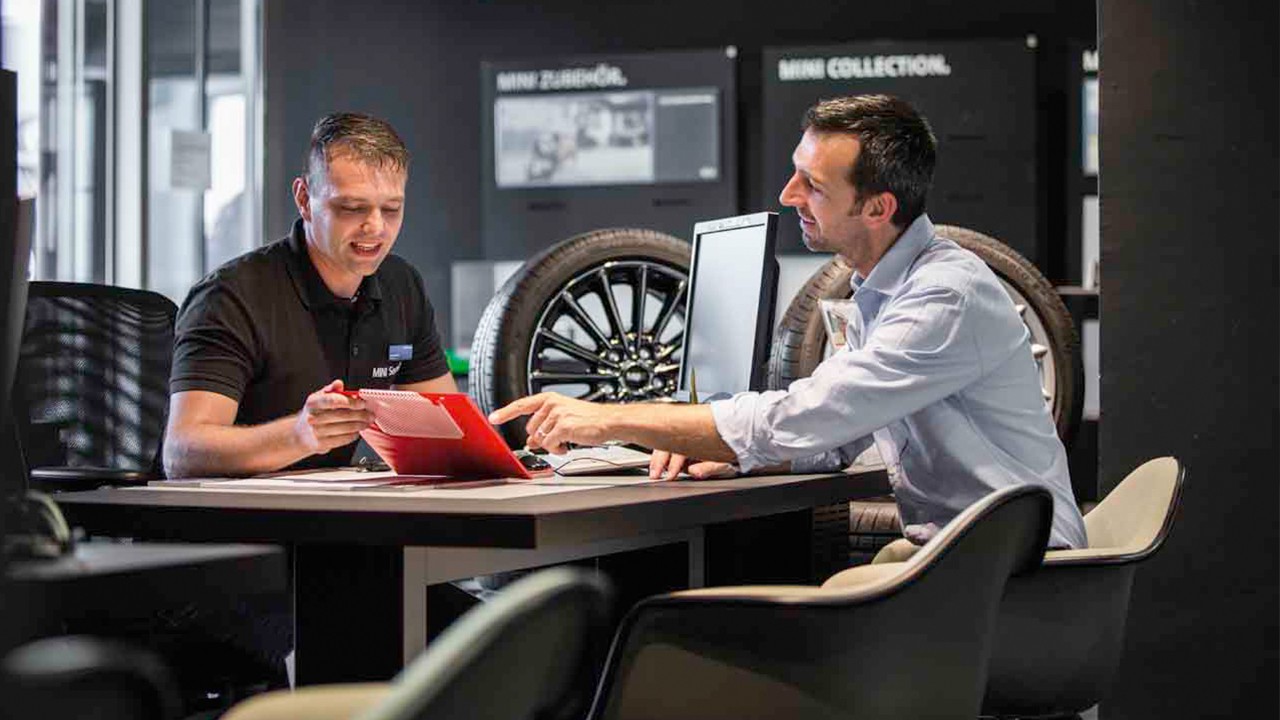 MINI Services. MINI 3-Door Hatch.